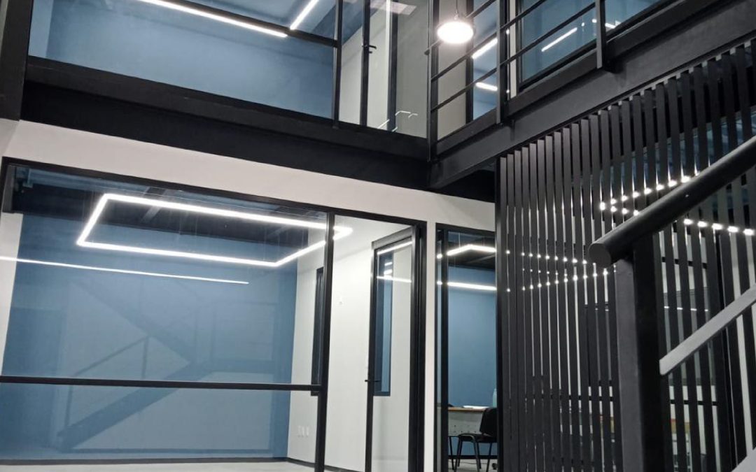 NAVES Y OFICINAS 68 E